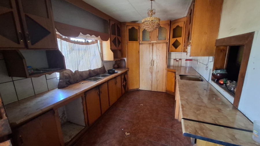 2 Bedroom Property for Sale in Ikageng North West